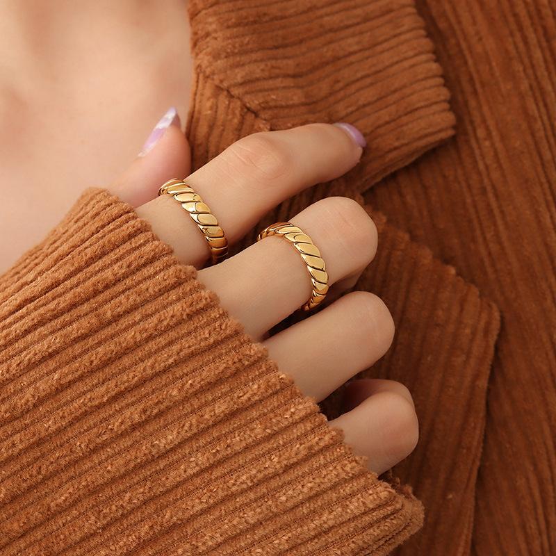 316L Stainless Steel Rings For Women Gold Plated Waterproof No Fading Women's Simple Ring Couples Jewelry Gift