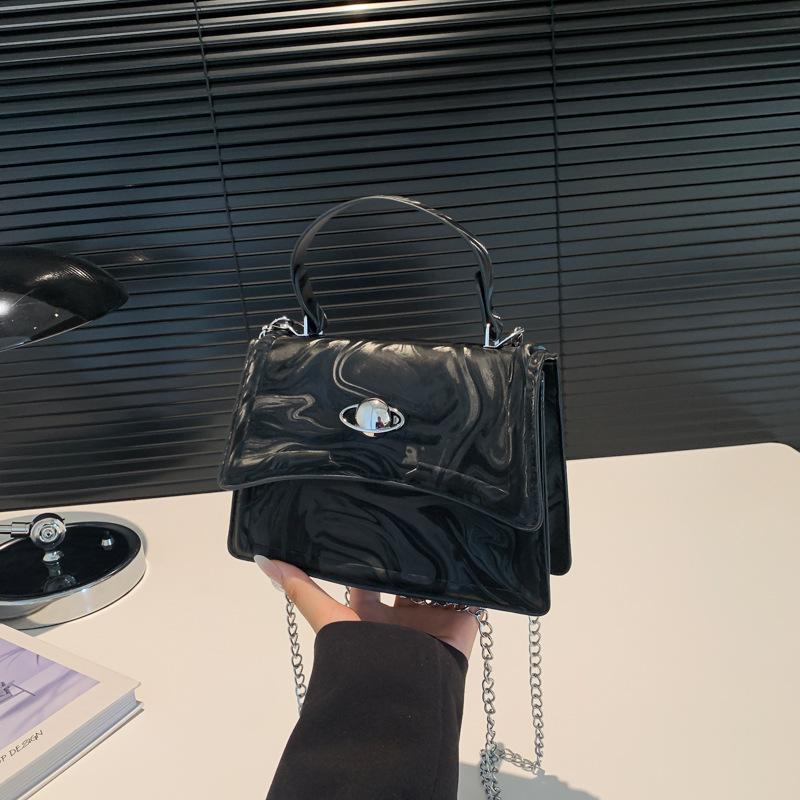 

Niche fashion women s bag handbag 2024 new simple small square bag casual personality shoulder messenger bag чёрный