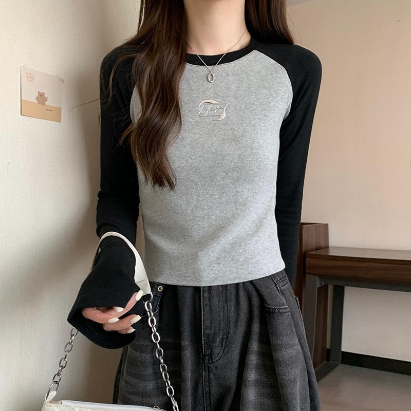 Contrasting color long-sleeved t-shirt thin autumn new short slim-fitting shoulder-sleeved crew neck shirt women 2XL