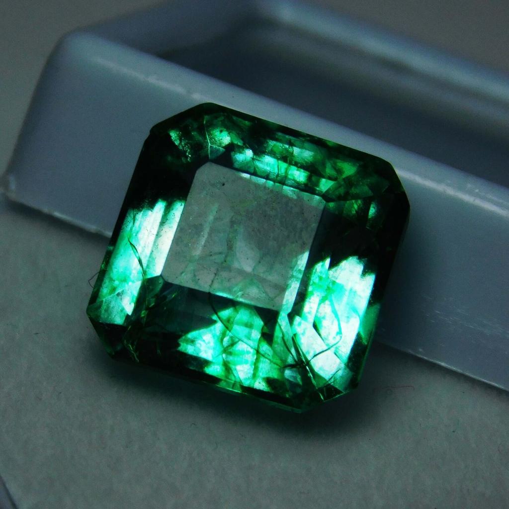 Exclusive Green EMERALD Muzo Natural 6.90 Ct CERTIFIED Loose Gemstone Square Cut
