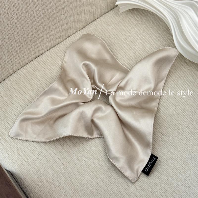 Korean-Style Faux Leather Scarf Hair Tie Set: Large Square Headband, Intestine Hair Tie, and Shiny Bun Accessory.