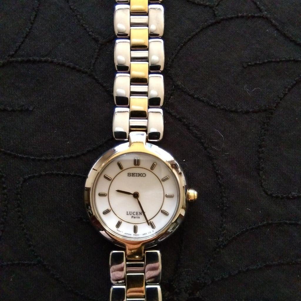 [USED] SEIKO LUCENT Wristwatch (Quartz) White/Gold