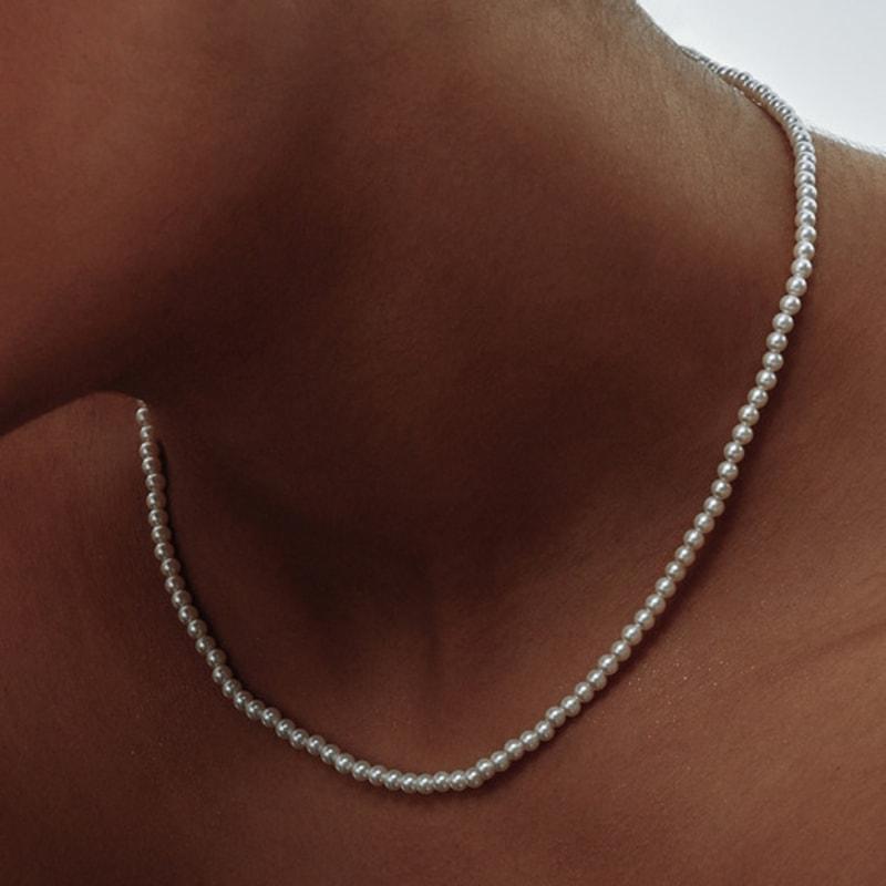 

eyh.arte Ribbon in the sky Collection .13 white