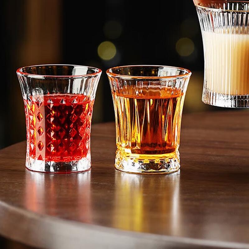 Shangqi Embossed High-Stem Whiskey Glass