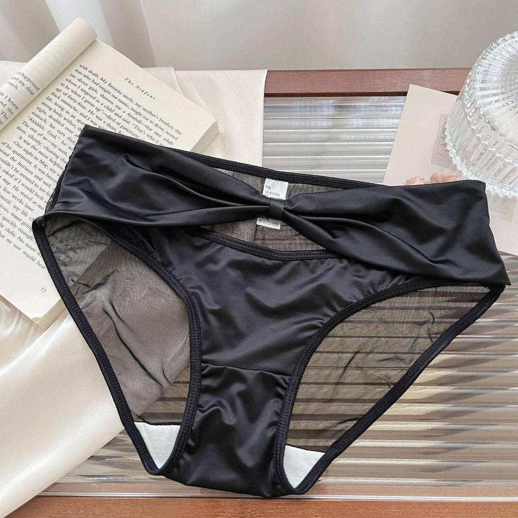 Ambiguous Encirclement: Women's Low-Waist Satin Lace Panties – Sexy, Comfortable, Breathable, Cotton Crotch, Hip-Hugging Thongs