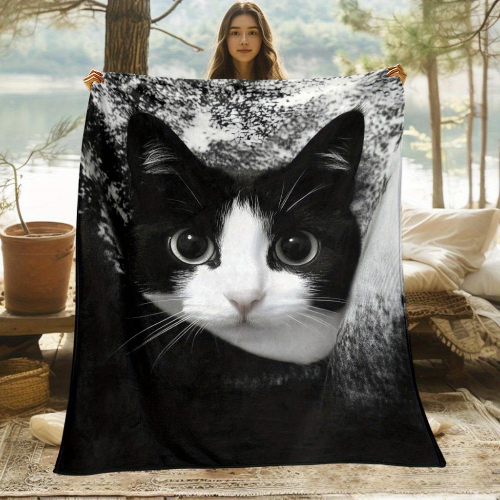 Cute Tuxedo Cat Blanket 2D Soft Cozy Flannel Throw Blanket For Bed Couch Sofa Camping Travel Warm Blanket For Cat Lovers Gift