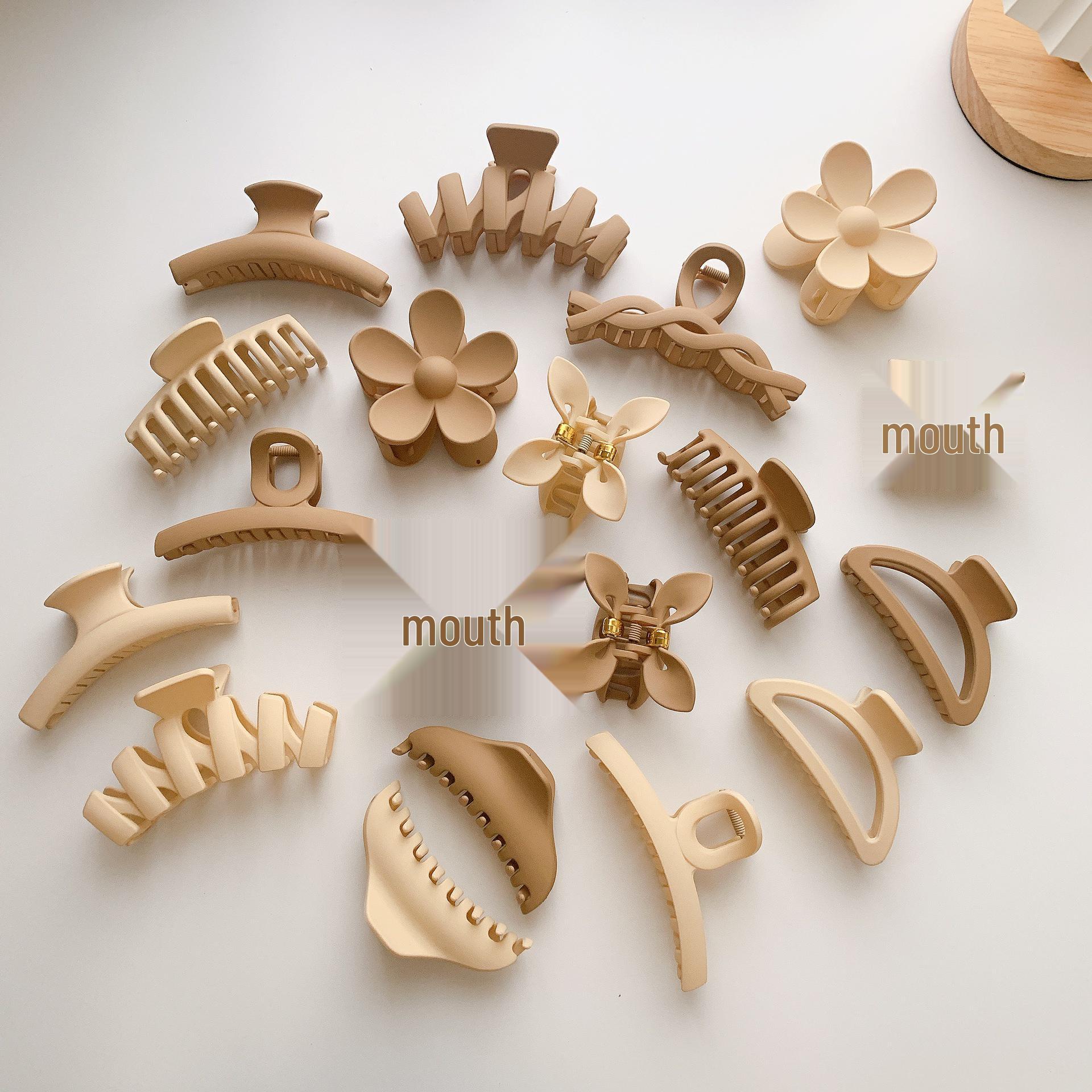 

Geometric Milk Tea Hairpin: Simple Shark Clip in Trending Cross-Border Style