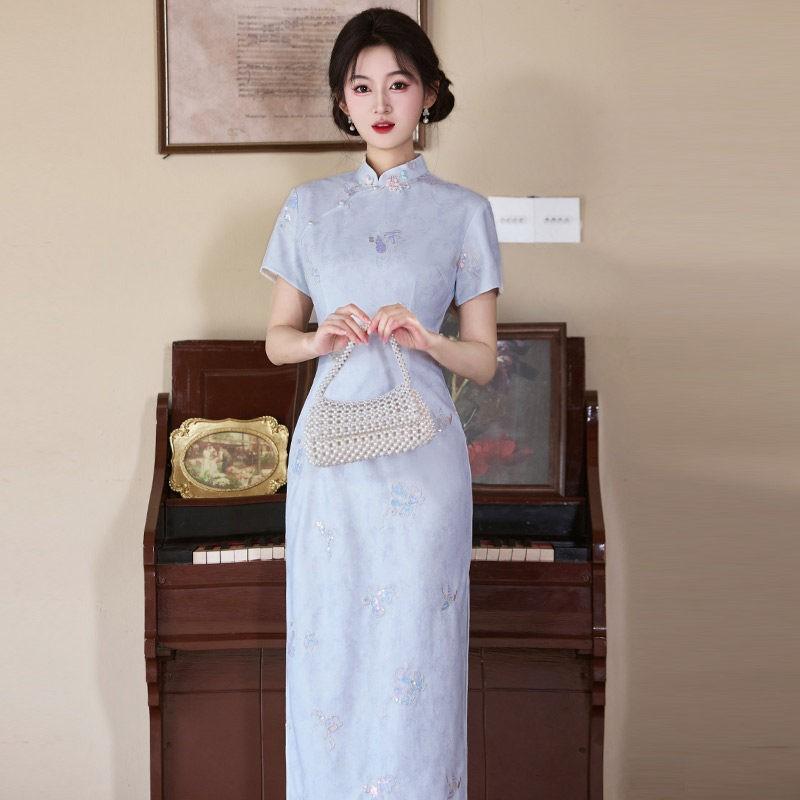 Blue Modern Chinese-Inspired Long Qipao Dress Women 2026 Daily Wear Slim Fit With Embroidered Floral Small