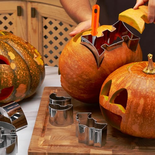 BEAUTY PLAYER Halloween Pumpkin Carving Kit with 13 Decorative Cutting Tools for Halloween Pumpkin Lanterns, DIY Carving Tools, Lantern Making