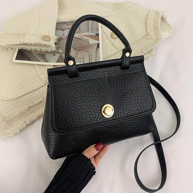 2024 Solid Color PU Trendy Personality Daily Commuting Small Bag Simple and Stylish Shoulder Bag Crossbody Bag Metal Buckle Women's Bag