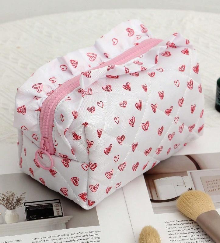 Floral Makeup Bag with Lace Trim  Large Capacity Quilted Cosmetic Toiletry Organizer Case Travel Portable Cosmetic Pouch