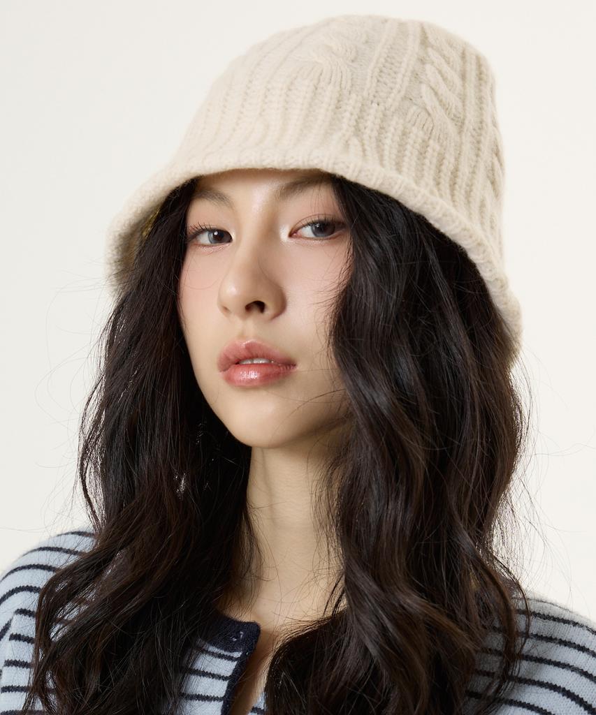 UNKNOWN PLANET Cable Bucket Hat 4 Colors