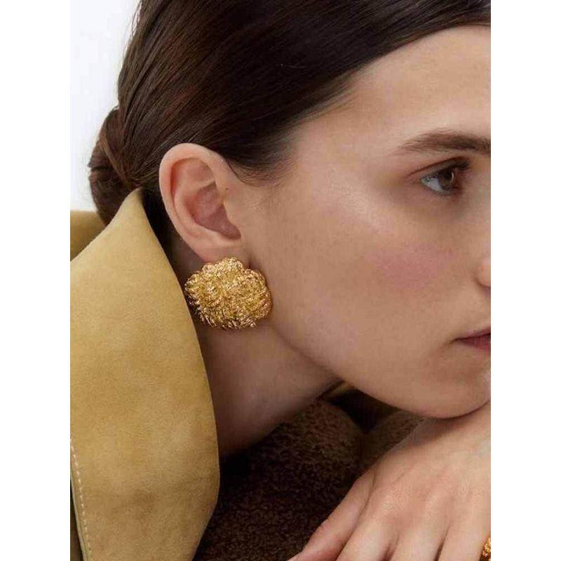 Fashion Exaggerated Fashionable Refined Rose Yang Shulin Middle Ancient Stylish Heavy Industry Texture Lava Texture Earring Ear Clip Female