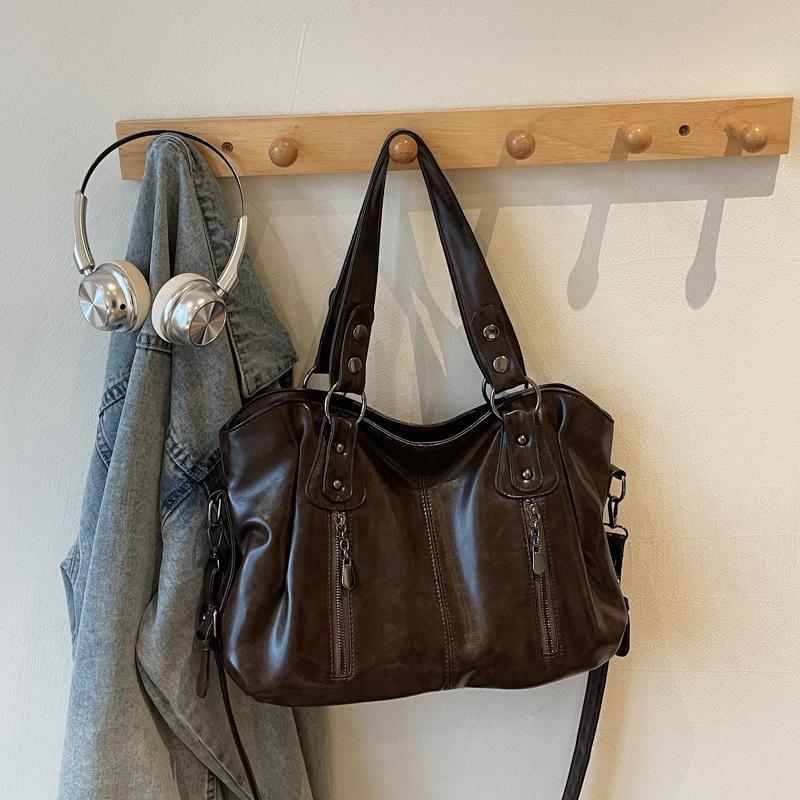 Vintage Handbag Solid Color Shoulder Bag Women's Large Capacity Commuter Tote Bag
