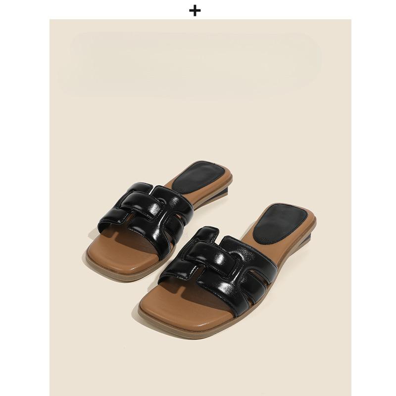 French fashion slippers women's summer wear 2025 new fashion high-end beach shoes women's thick-heeled cool slippers