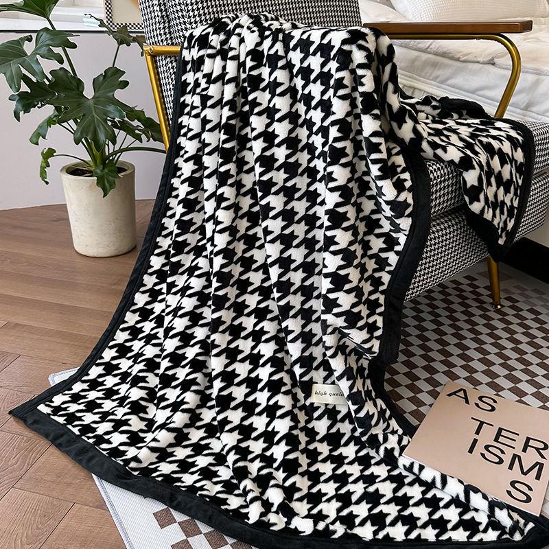 Checkered & Houndstooth Coral Fleece Blanket Soft Warm All-Season Throw for Sofa Office Nap