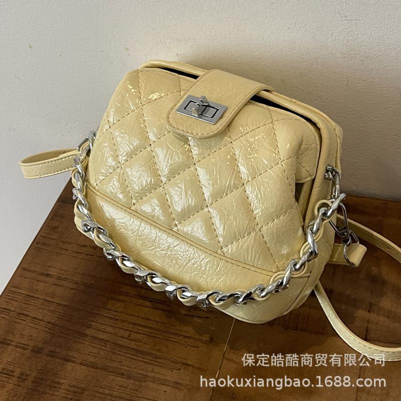 Niche Silver Bag Women's 2025 New Trendy Fashion High-end Shoulder Bag Diamond Chain Messenger Bag