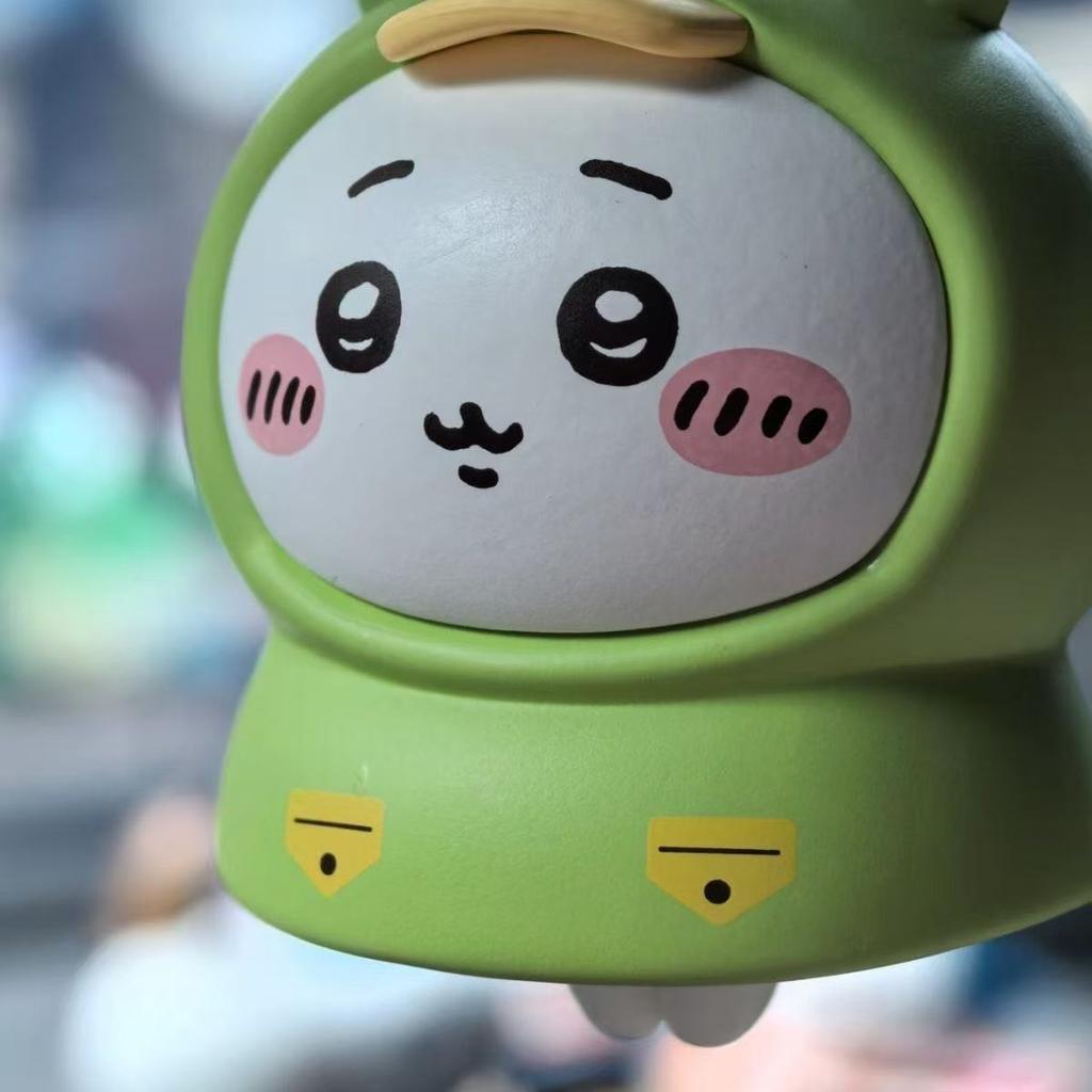 Chiikawa Seria Płaszczy Przeciwdeszczowych Breloczek Podświetlany – Uroczy Usagi Hachiware ABS PVC Kreskówkowy Wisiorek Letni Motyw Chmurka Ozdoba Prezent