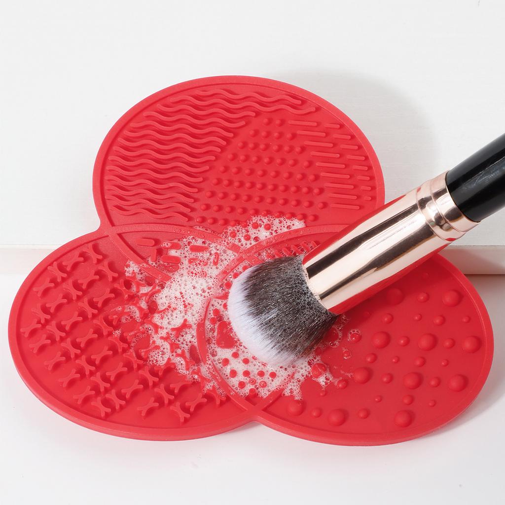 Makeup Brush Cleaning Mat Portable Cosmetic Foundation Eyebrow Brushes Gel Cleaning Pad Makeup Tools Silicone Scrub Board 1 Sold