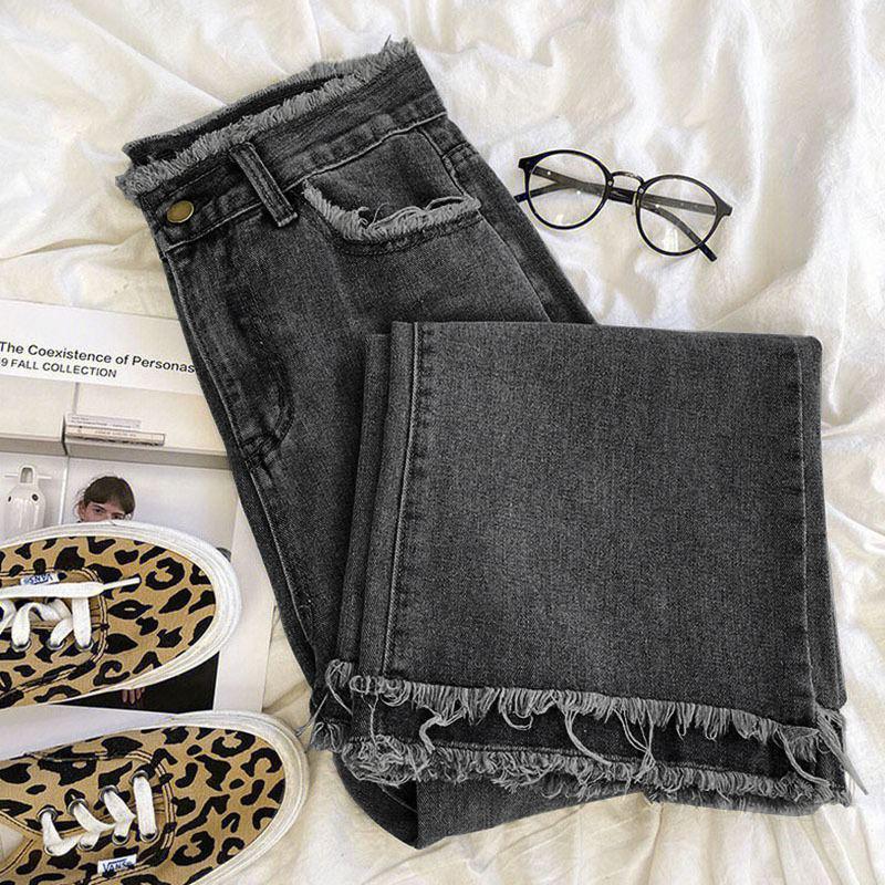 Calça Jeans Feminina Preta e Cinza de Cintura Alta com Barra Larga, Comprimento até o Chão, Afinando, Perna Reta, Caimento Petite para Primavera e Outono 2025.