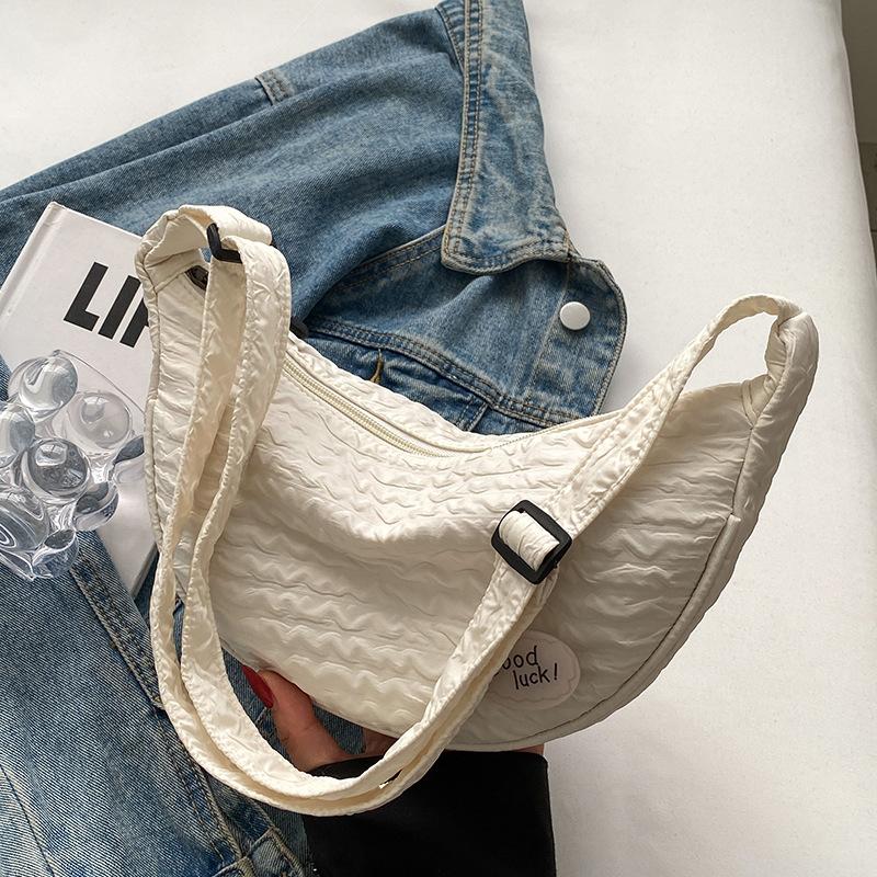 Cute and Versatile Niche Canvas Small Bag for Women New Women's Bag Korean Crossbody Bag Fashionable One-shoulder Dumpling Bag