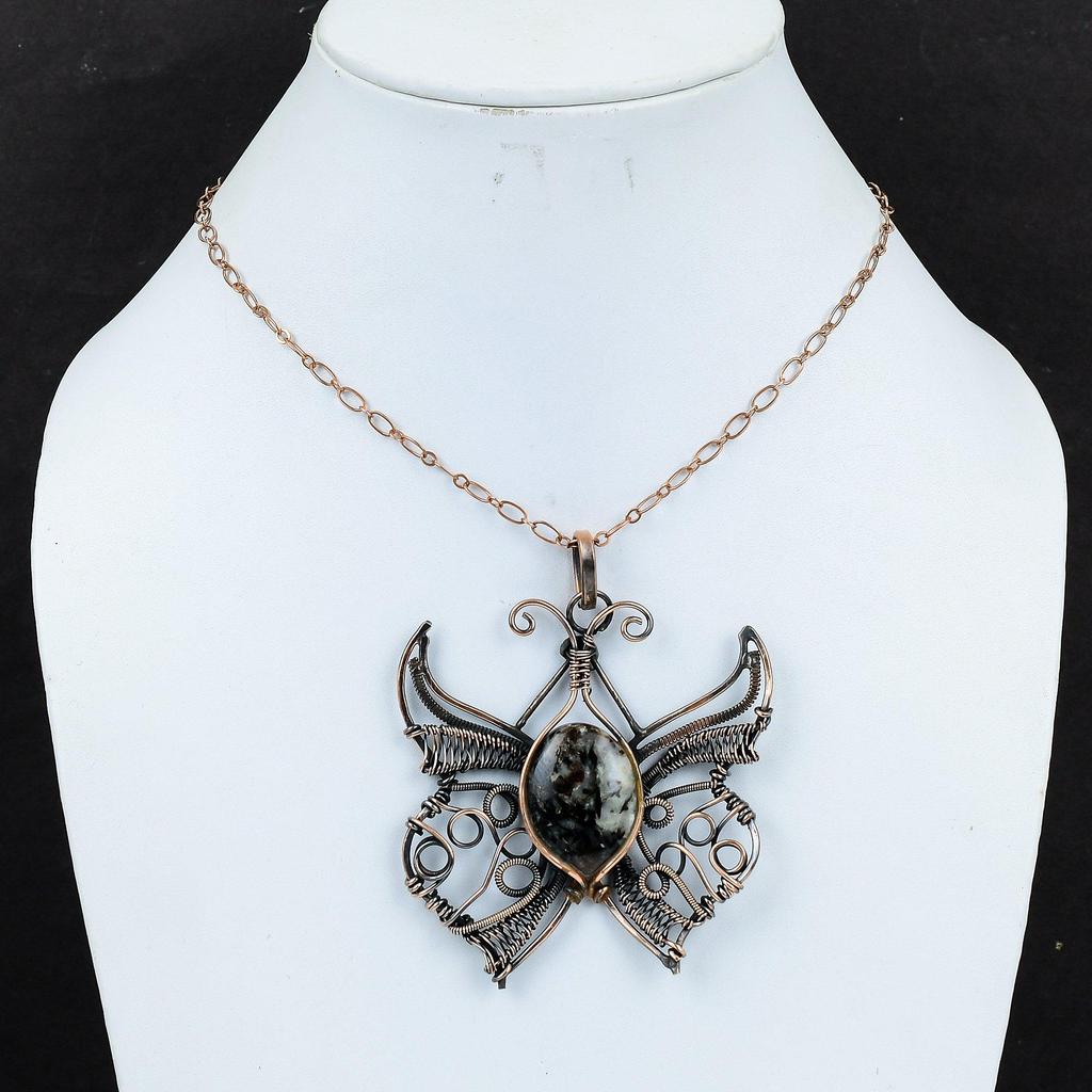 Pandantiv Astrophyllit Înfășurat în Sârmă de Cupru Pandantiv cu Piatră Prețioasă Bijuterii Unice din Cupru Pandantiv Fluture Bijuterii Handmade Înfășurate în Sârmă Cadouri Pentru Soție