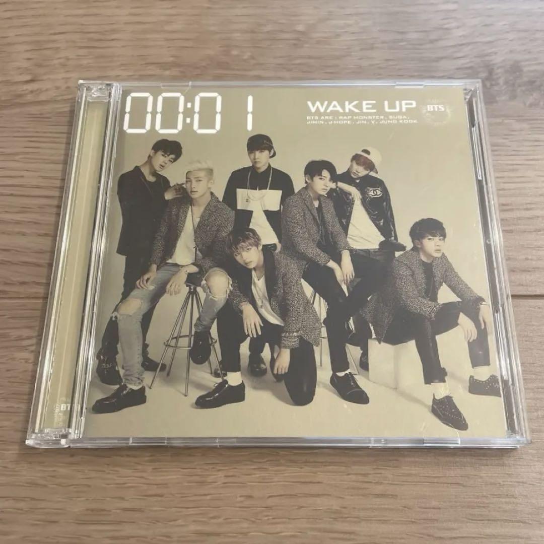 

[USED] BTS WAKE UP CD+DVD