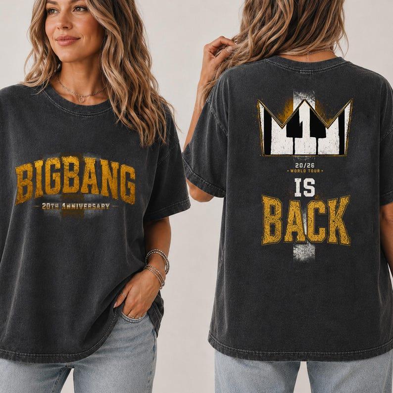 Heißer Verkauf BIGBANG 20. Jubiläum Unisex Doppelseitiges Bedrucktes T-Shirt Y2K Hip Hop Streetwear Gothic Baumwolle Übergroßes T-Shirt Locker Gemütlich und Vielseitig 4XL brown