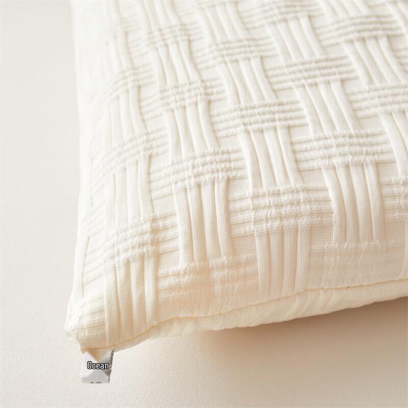 Arctic Velvet Waffle Soybean Fiber Quilt