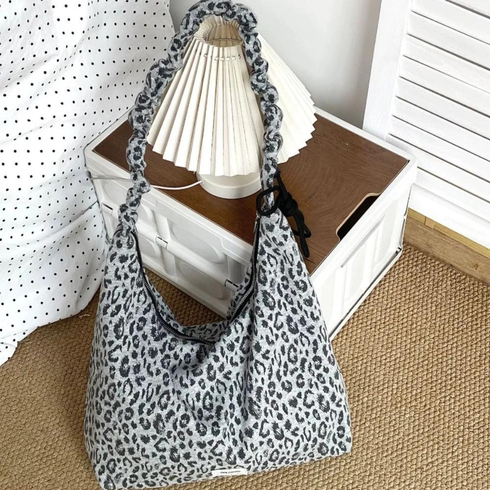 Korean Star Print Crossbody Bag for Women, Black White Large Capacity Hobo Shoulder Purse, Casual Versatile Handbag for School