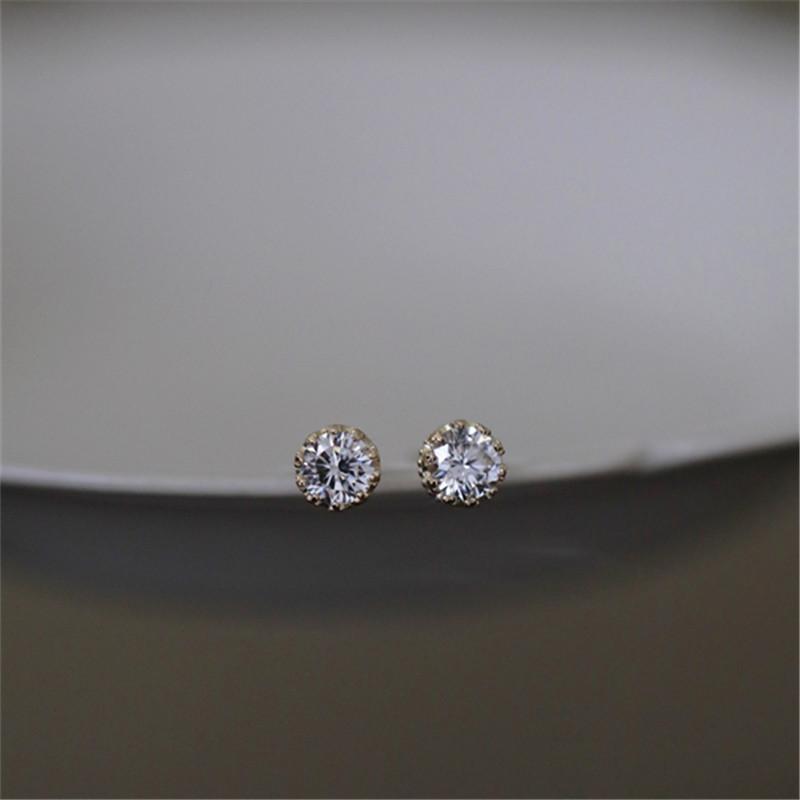 925 Sterling Silver French Simple Sparkling Crystal Stud Earrings Women Light Luxury Temperament Wedding Party Jewelry Gift