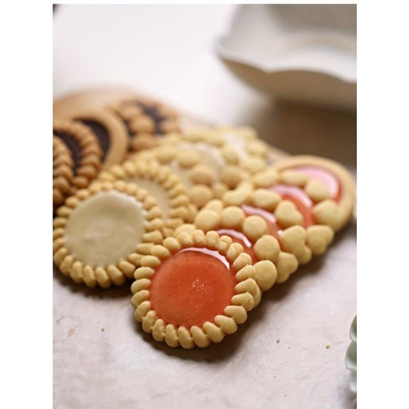Vintage-Inspired Classic Sandwich Cookie Molds - DIY Valentine'S Day Chocolate,Jam,and Cheese Biscuits with Heart and Floral Designs,Baking Essentials