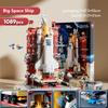 Mattoncini Creativi per la Costruzione di Razzi con Equipaggio per l'Aviazione Figura di Astronauta Spaziale Modello DIY di Mattoncini Aerospaziali Giocattoli per Bambini Regalo di Natale