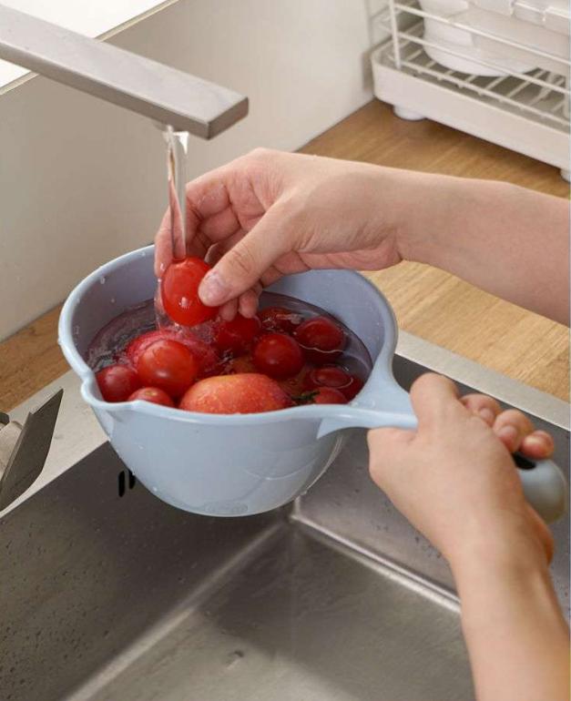 Household Thick Long Handled Plastic Water Scoop For Scooping Water