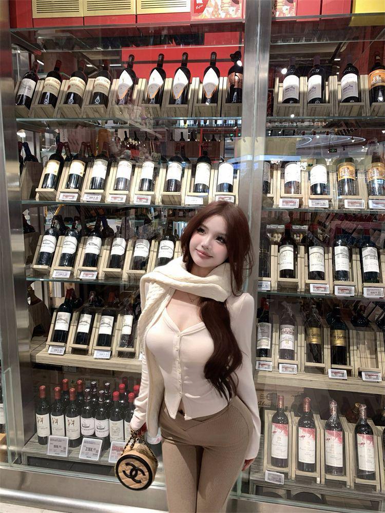 Women's Autumn Hot Girl Grey V-Neck Slim Fit Long-Sleeve Cardigan Top