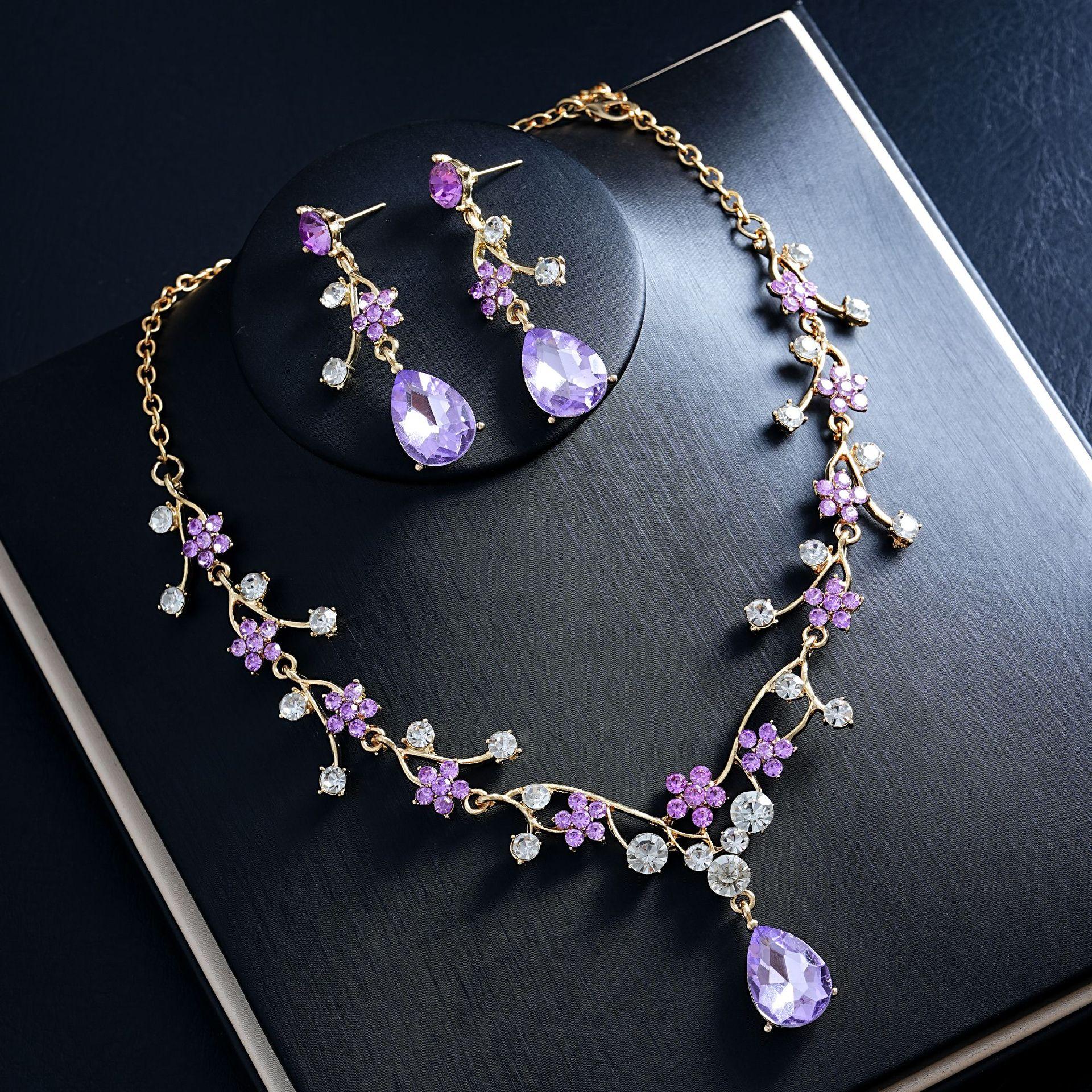 

Sweet Diamond Necklace Earrings Set Two-piece Fashion Temperament Clavicle Chain Bridal Wedding Jewelry Pearl Stud Earrings 2026 45CM фиолетовый