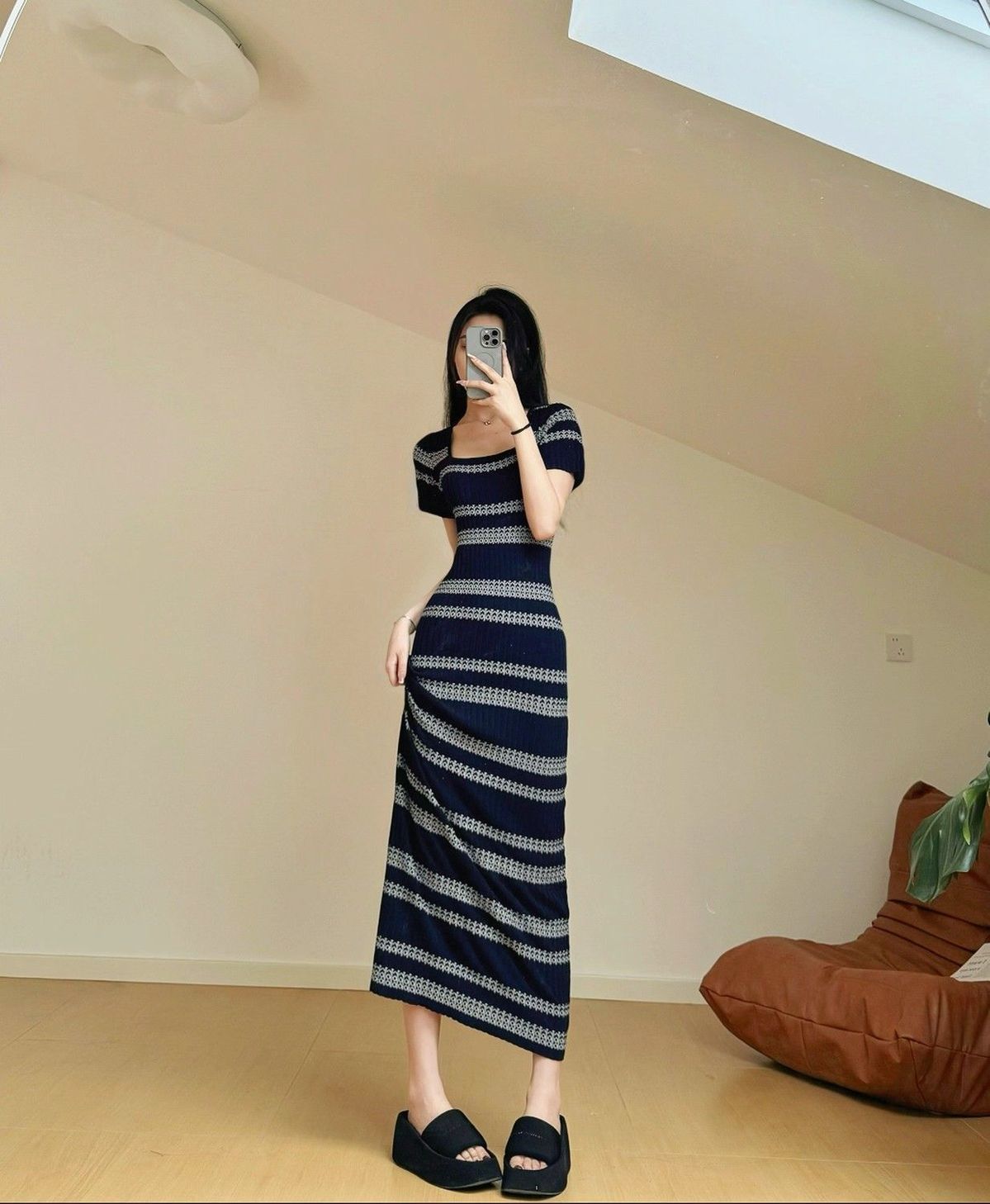 

Striped dress women s summer new retro contrasting color short-sleeved design skirt slim and thin hip-wrapped dress One size fits all