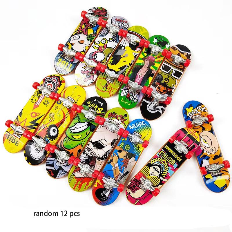 

Skateboard 12 Finger Fingerboard Skate Board Kids Table Deck Kids Mini Toys Gift