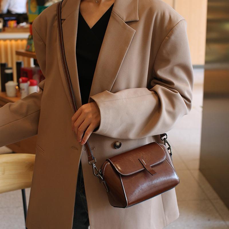 Cowhide crossbody small bag women's new trendy fashion versatile shoulder shell bag niche light luxury leather women's bag