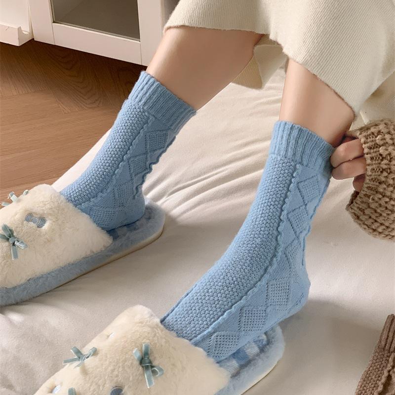 Women's Autumn and Winter Thickened Plush Warm Lingerie Twist Wool Tube Pile Socks