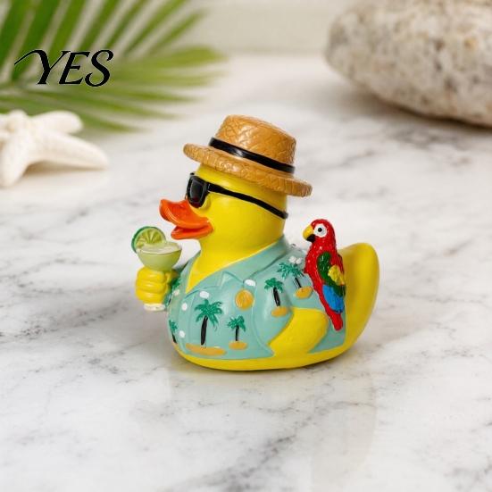 Resin Summer Decoration Beach Duck Figurine, Vacation with Sunglasses, Weather-Resistant Compact Ornament for Indoor Outdoor Garden Party &