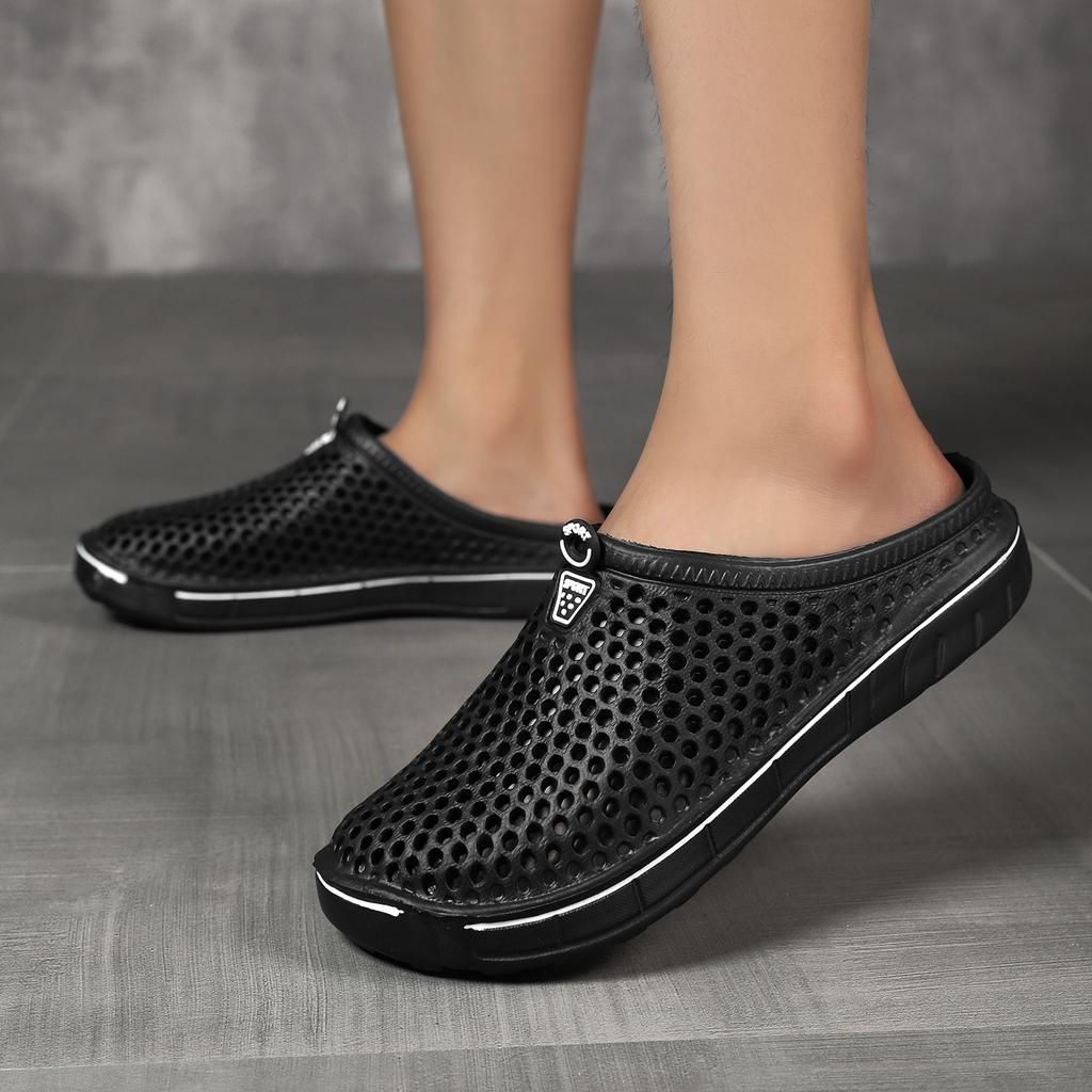 Comfortable Men Pool Sandals Summer Outdoor Beach Shoes Men Slip on Garden Clogs Casual Water Shower Slippers Unisex
