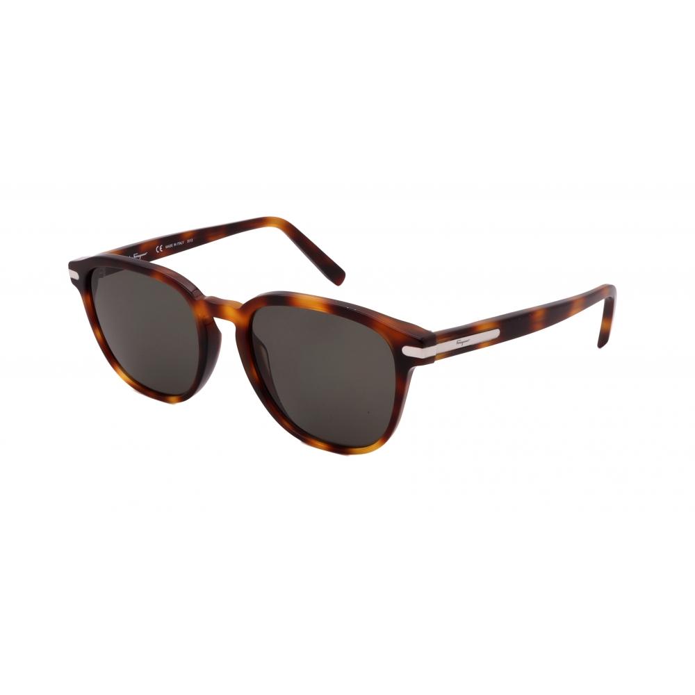 

Salvatore Ferragamo Sf993s 214 53 19 150 Brown