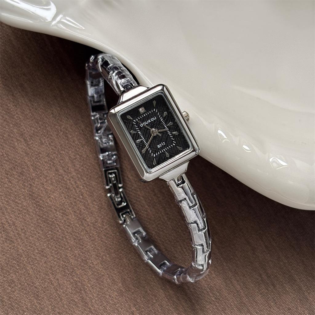 Doukou Medieval Fashion Thin Chain Watch Women'S Light Luxury High-End Cold Bracelet Personalized Diamond-Encrusted Quartz Watch