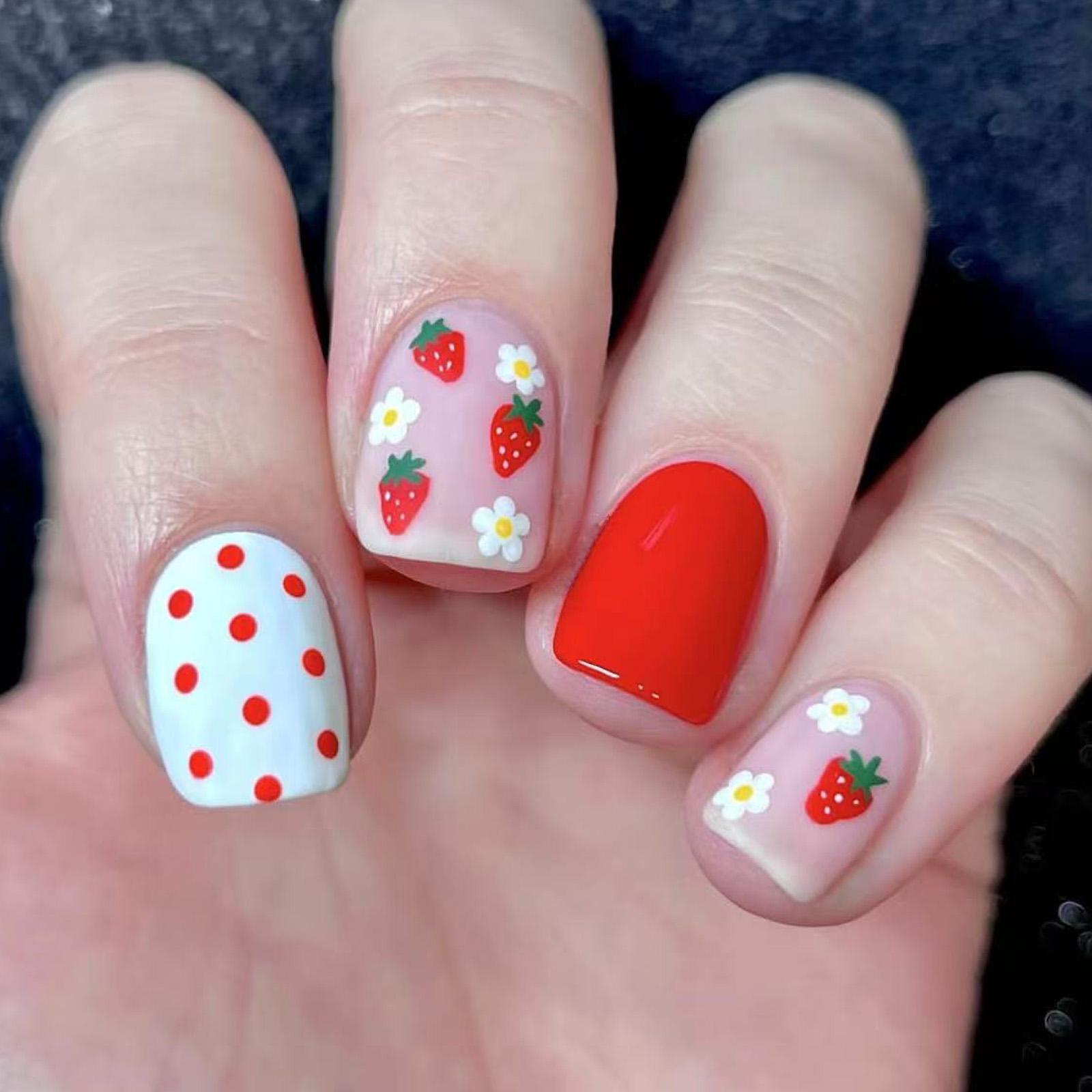 

Квадратные накладные ногти с французским кончиком, накладные ногти на клею, дизайн с клубникой, искусственные ногти, акриловые ногти, самоклеящиеся ногти