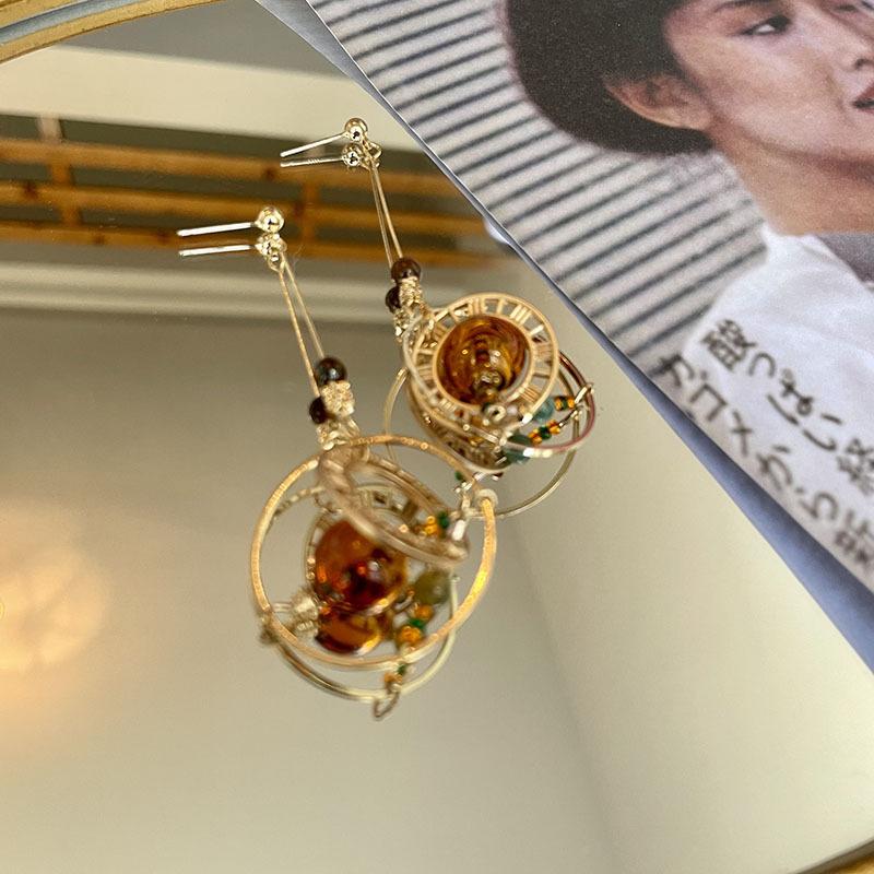 Серьги-гвоздики из круглого полого кристалла с серебряной иглой, этнический стиль, ретро, легкая роскошь, темпераментные, универсальные, с чувством дизайна, нишевые