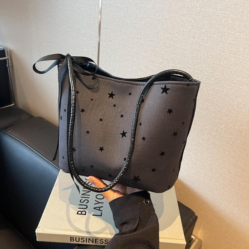 

2025 new casual underarm bucket bag women s simple shoulder bag fashion