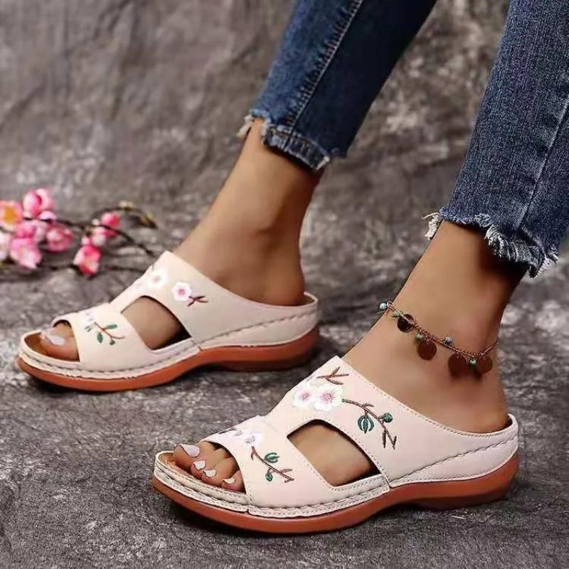 Women Slippers Embroider Flowers Leather Woman Sandals 2026 Outdoor Light Casual Wedges Slippers Slip on Summer Shoes for Women