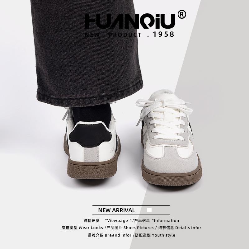 Globale dünne atmungsaktive deutsche Trainingsschuhe Damen 2025 Frühling neu vielseitiger Trend Nische flache Grundplatten-Schuhe ZHQ6327