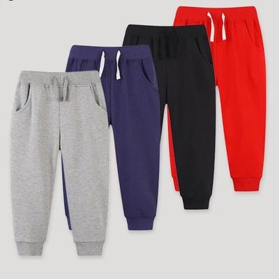 Hosen (Jungen ab 4 Jahre) – Hosen